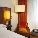 Starhotels Michelangelo Hotel