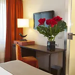 Hotel Starhotels Michelangelo 4*