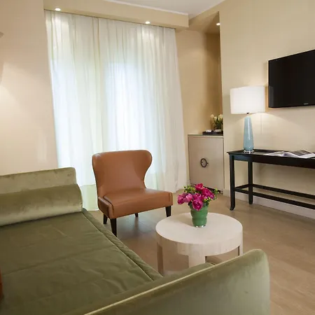 Starhotels Michelangelo Отель 4*