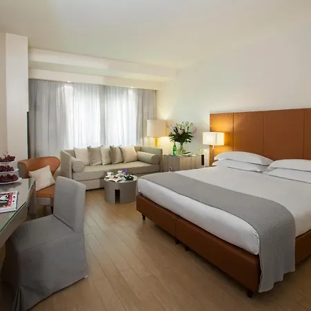 Starhotels Michelangelo Hotel 4*
