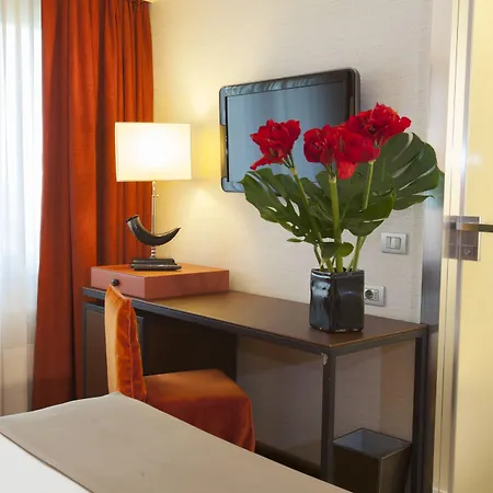 Hotel Starhotels Michelangelo 4*