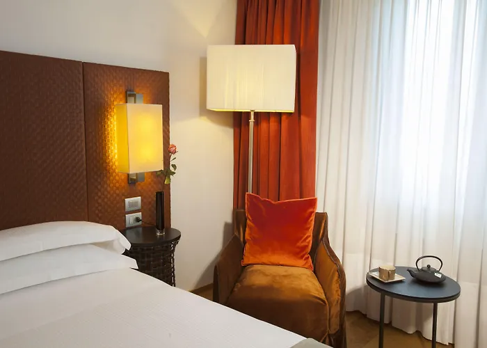 Starhotels Michelangelo Hotel