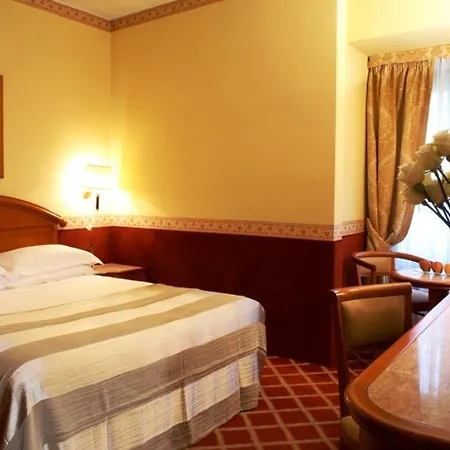 Szálloda Starhotels Michelangelo